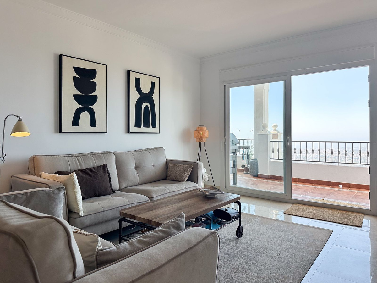 3 Bed Apartment for sale in Mijas Costa Del Sol, Málaga, Spain