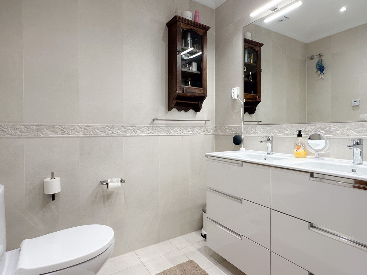 3 Bed Apartment for sale in Mijas Costa Del Sol, Málaga, Spain