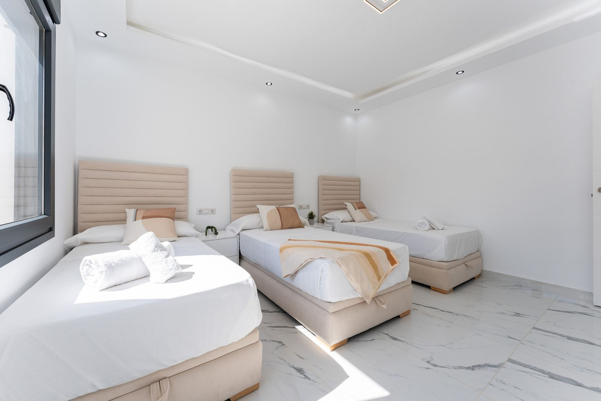 4 Bed Townhouse for sale in Riviera Del Sol Costa Del Sol, Málaga, Spain