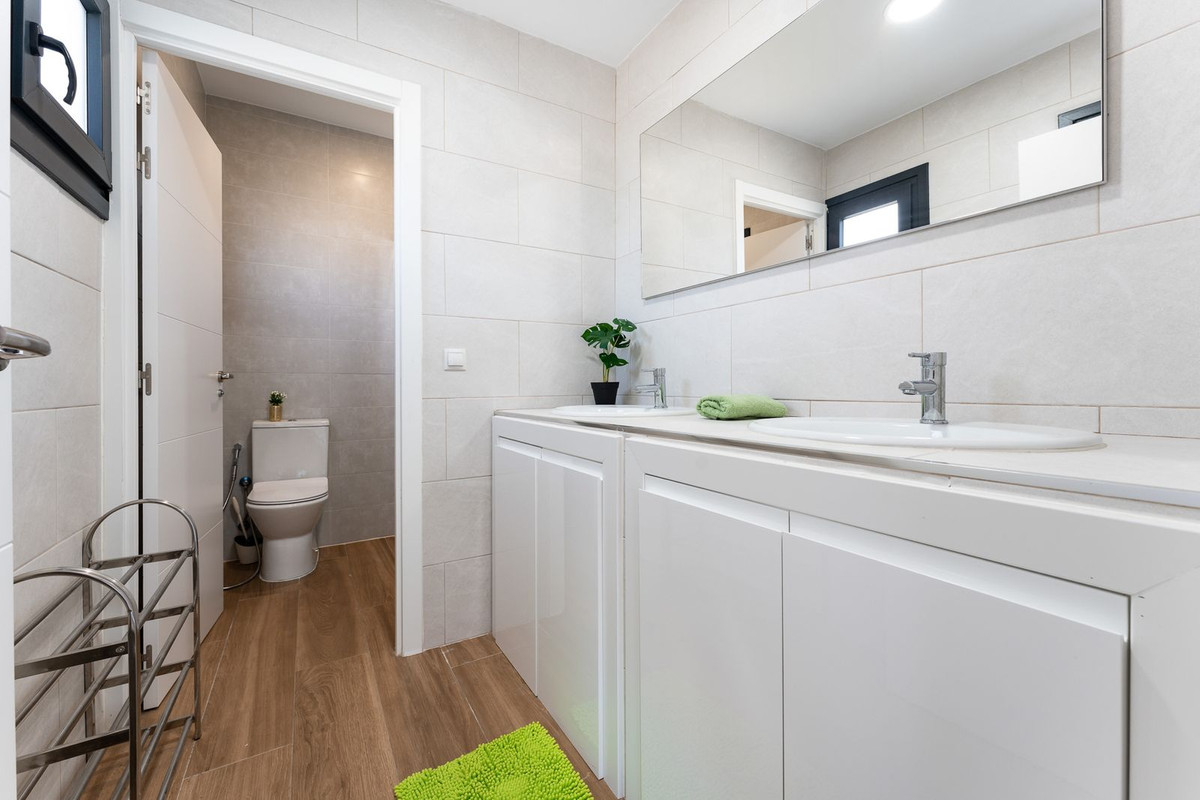 4 Bed Townhouse for sale in Riviera Del Sol Costa Del Sol, Málaga, Spain