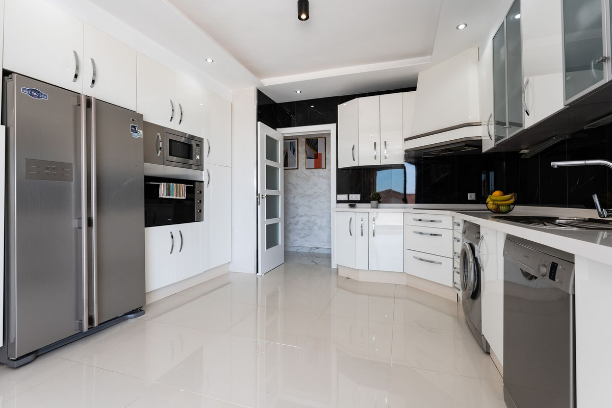 4 Bed Townhouse for sale in Riviera Del Sol Costa Del Sol, Málaga, Spain