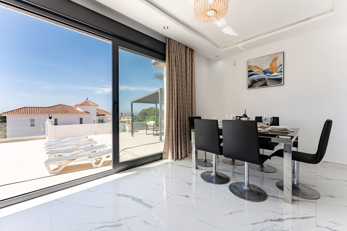 4 Bed Townhouse for sale in Riviera Del Sol Costa Del Sol, Málaga, Spain