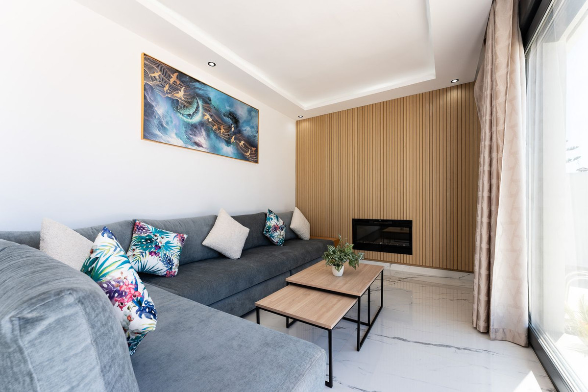 4 Bed Townhouse for sale in Riviera Del Sol Costa Del Sol, Málaga, Spain