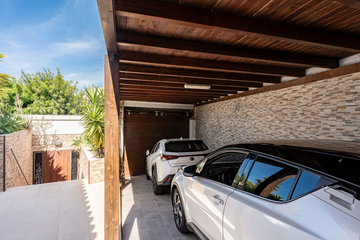 4 Bed Townhouse for sale in Riviera Del Sol Costa Del Sol, Málaga, Spain