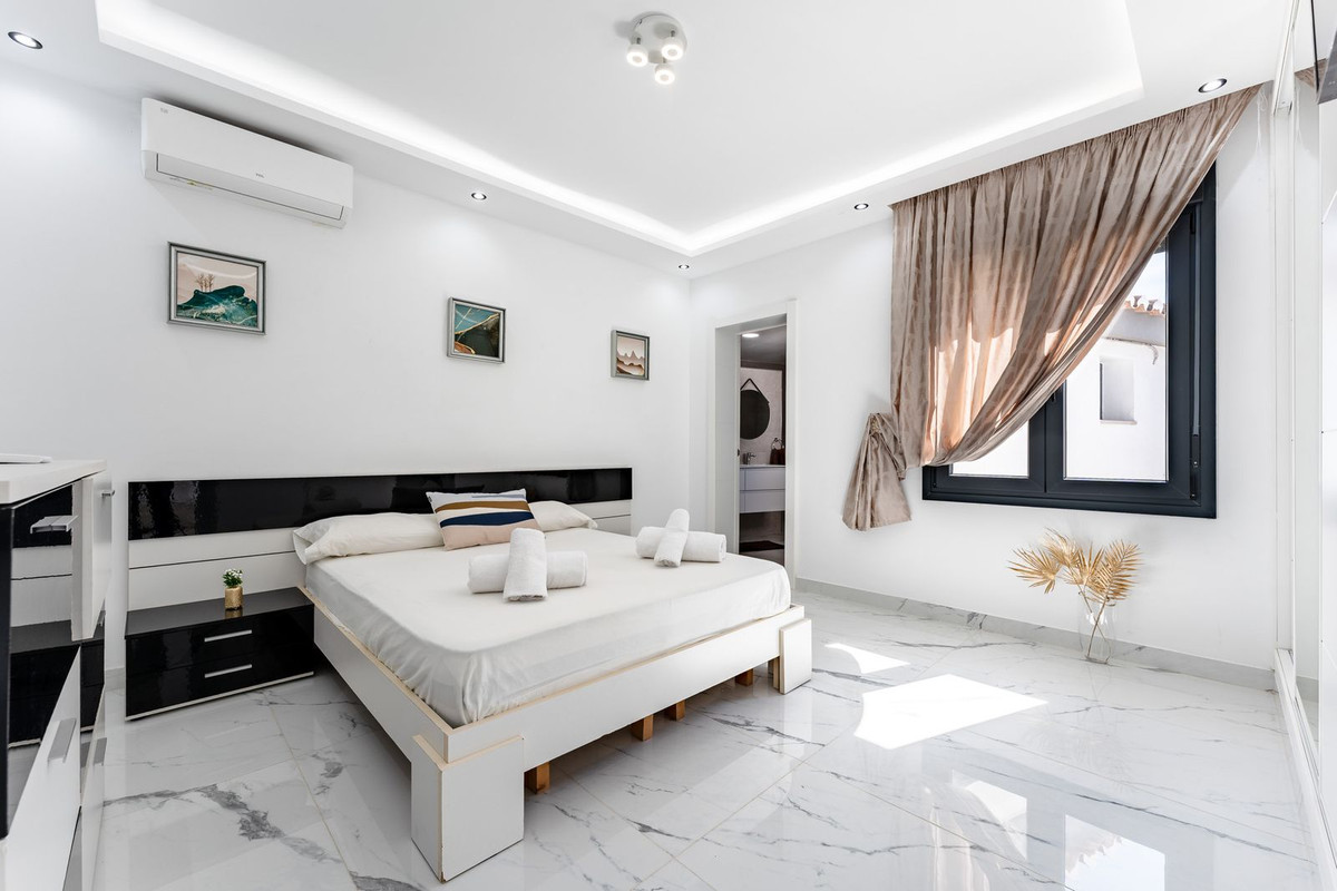 4 Bed Townhouse for sale in Riviera Del Sol Costa Del Sol, Málaga, Spain
