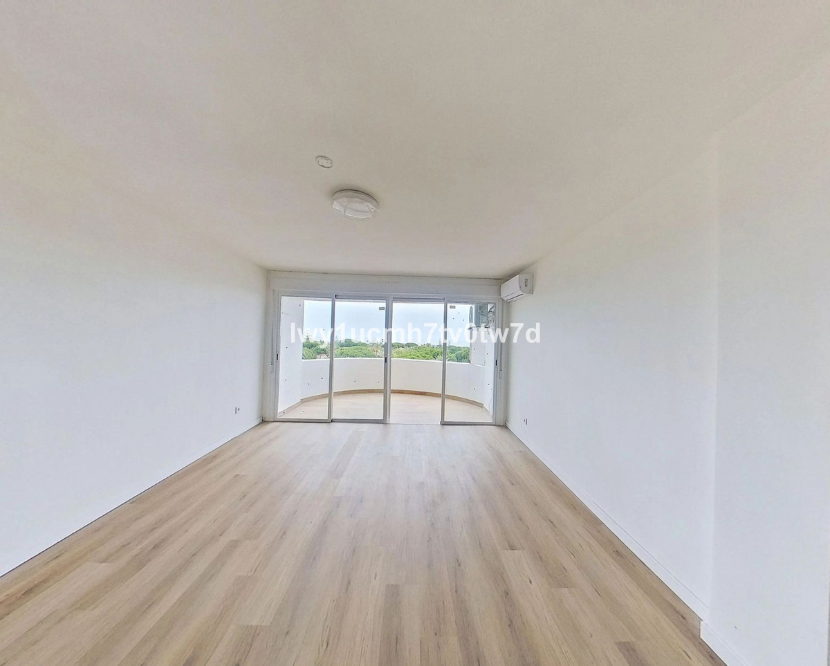 Se vende Estudio Planta Media  en Costa Del Sol, Málaga, España