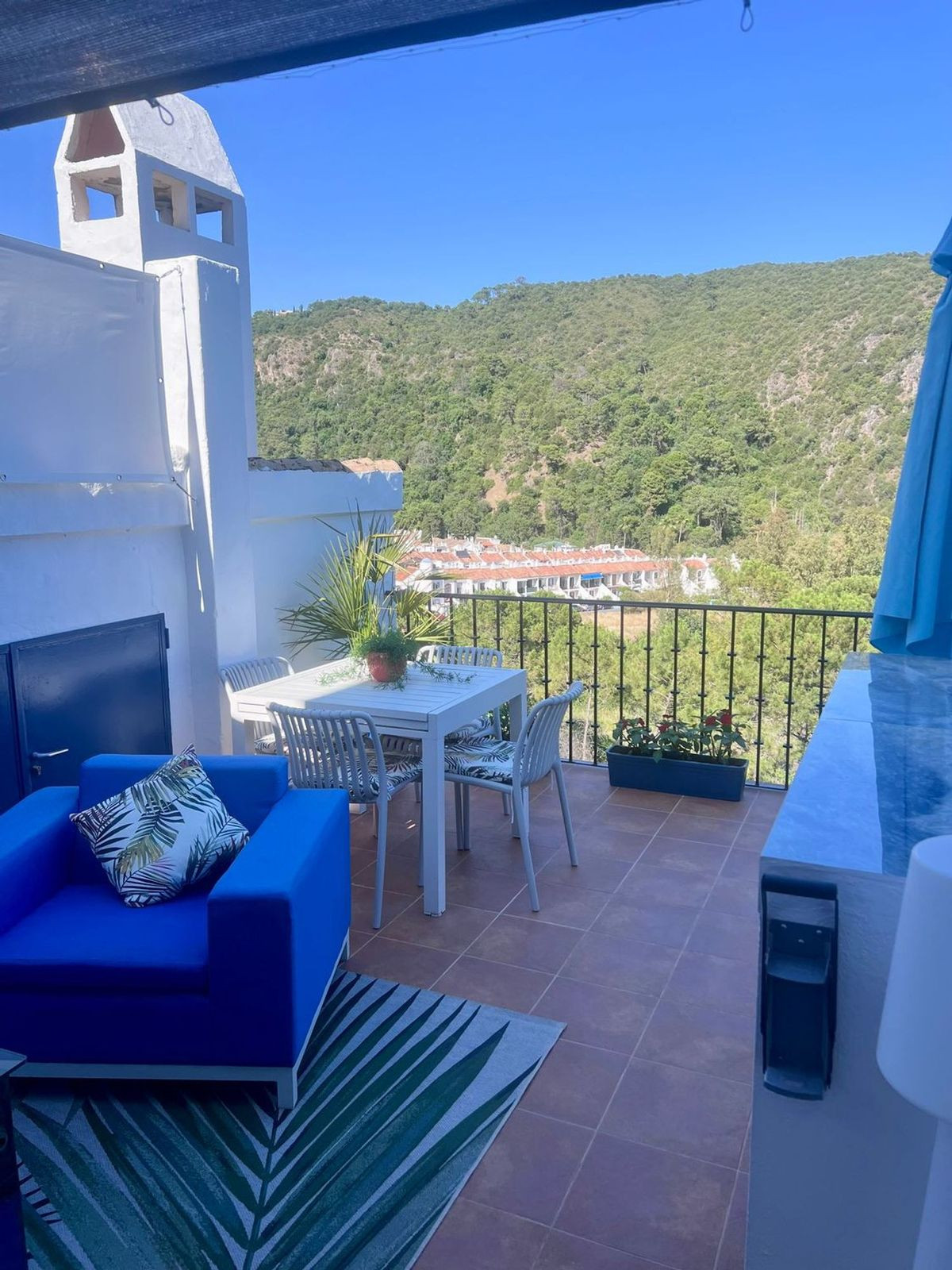 Apartment for sale in Benahavís Costa Del Sol, Málaga, Spain