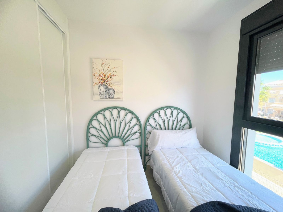 Se vende Ático de 2 dormitorios en Costa Blanca, Alicante, España