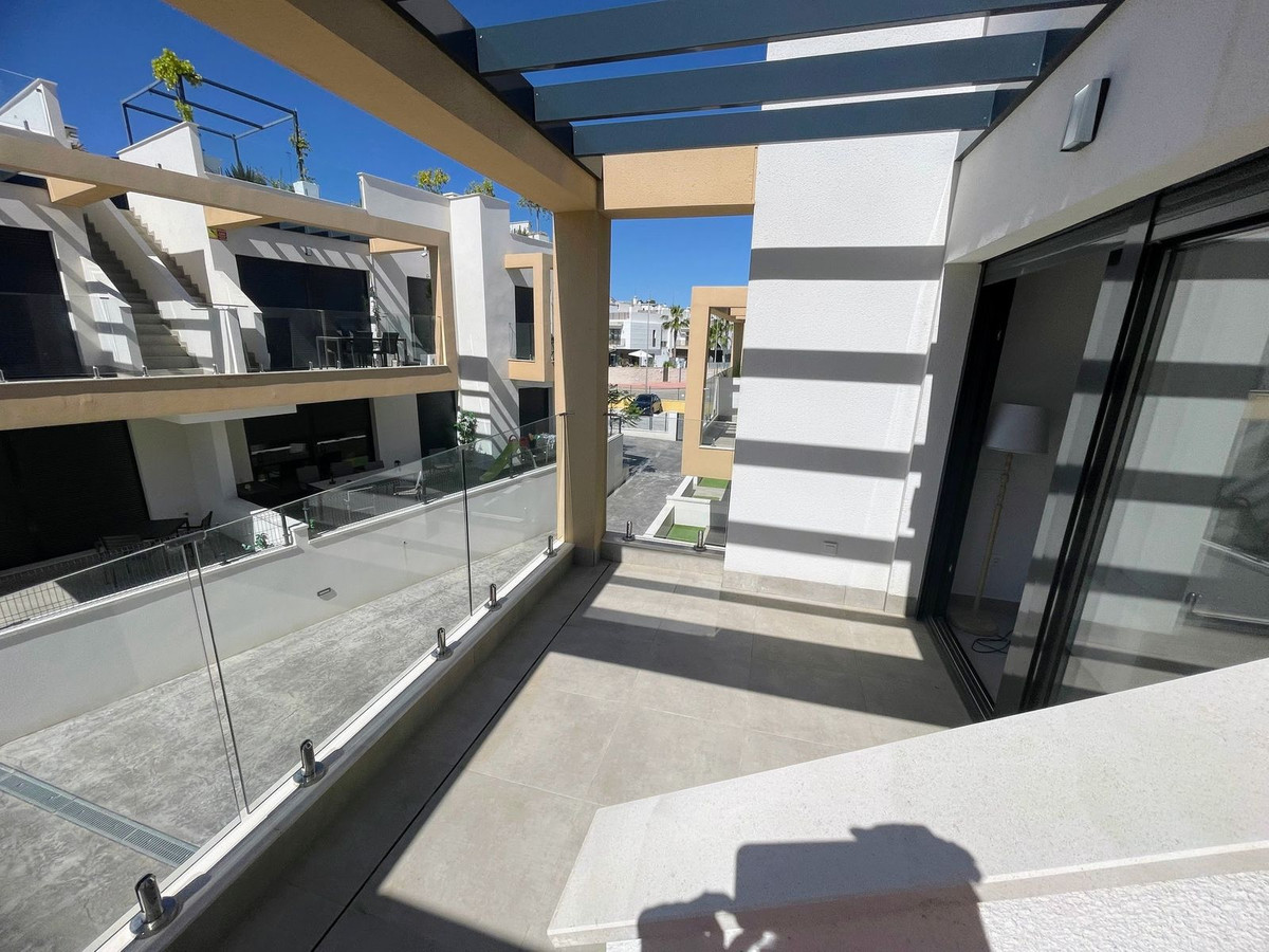 Se vende Ático de 2 dormitorios en Costa Blanca, Alicante, España