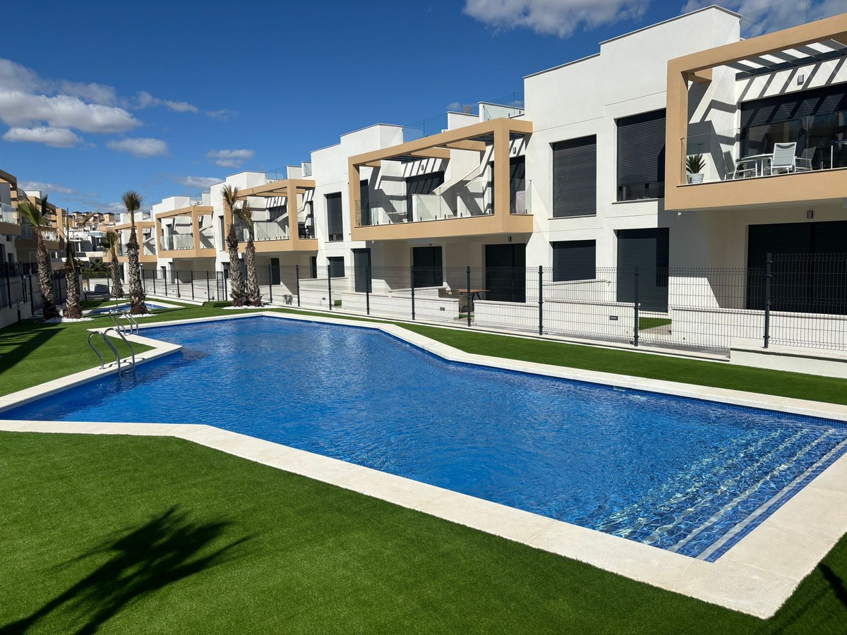 Se vende Ático de 2 dormitorios en Costa Blanca, Alicante, España
