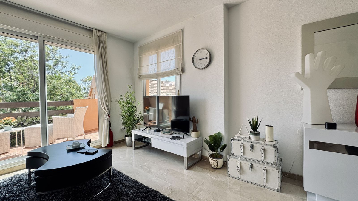 Se vende Apartamento Planta Media de 3 dormitorios en Costa Del Sol, Málaga, España