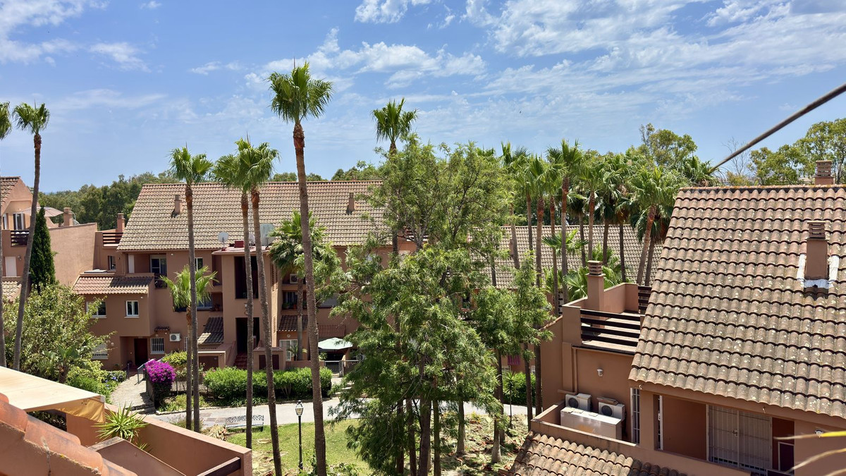 Se vende Apartamento Planta Media de 3 dormitorios en Costa Del Sol, Málaga, España