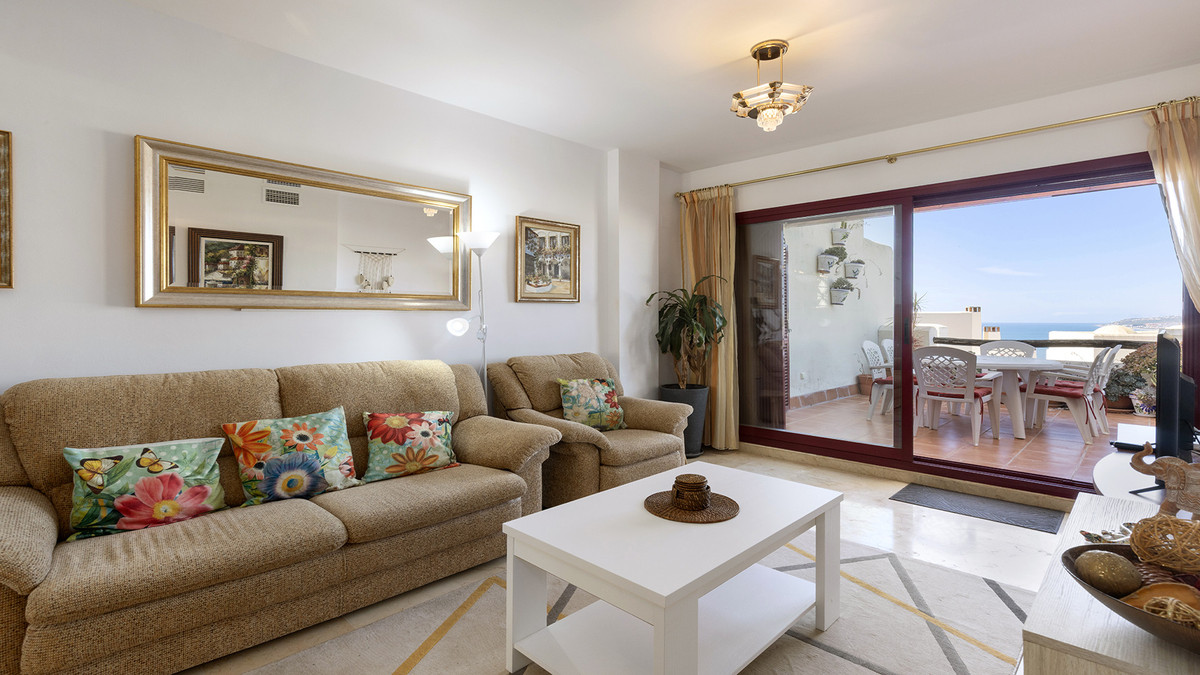 Se vende Apartamento Planta Media de 2 dormitorios en Costa Del Sol, Málaga, España