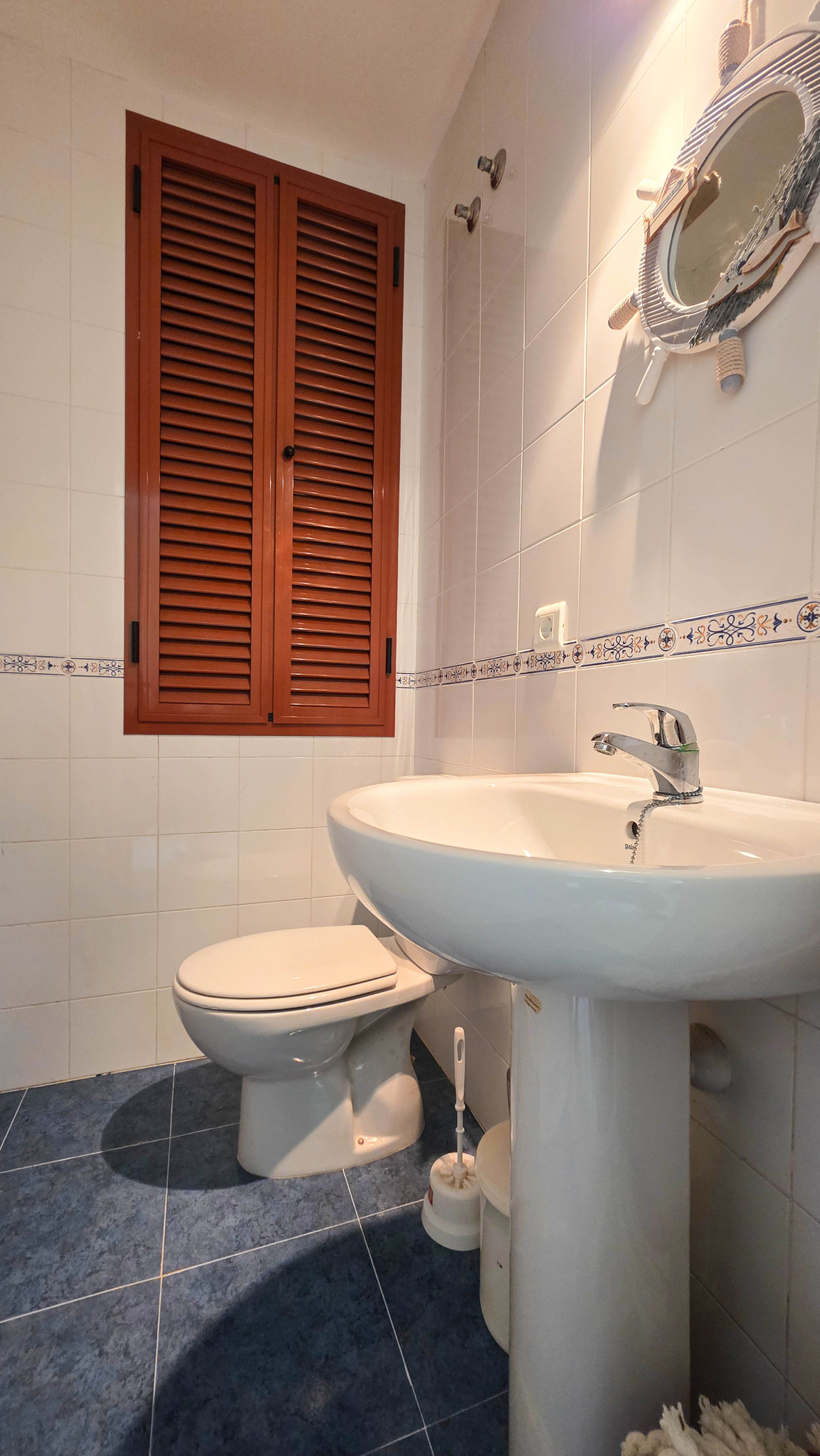 2 Bed Apartment for sale in Manilva Costa Del Sol, Málaga, Spain