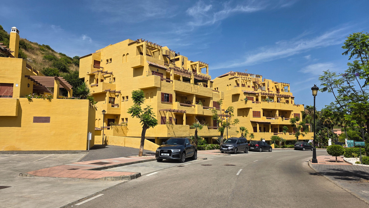 2 Bed Apartment for sale in Manilva Costa Del Sol, Málaga, Spain
