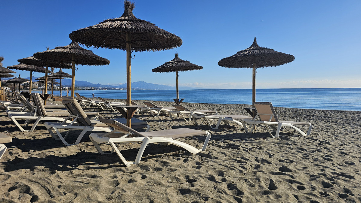 2 Bed Apartment for sale in Manilva Costa Del Sol, Málaga, Spain