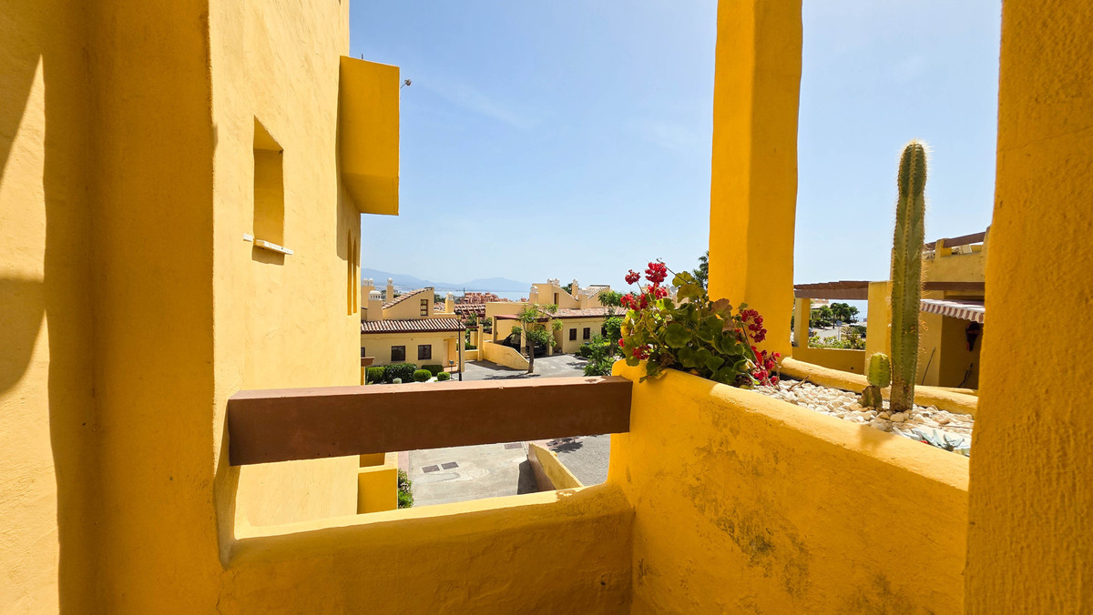 2 Bed Apartment for sale in Manilva Costa Del Sol, Málaga, Spain