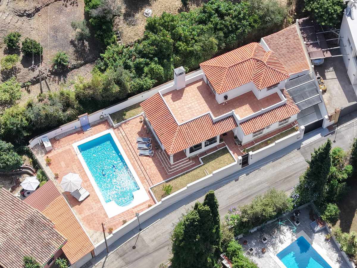 3 Bed Townhouse for sale in Benalmadena Costa Del Sol, Málaga, Spain