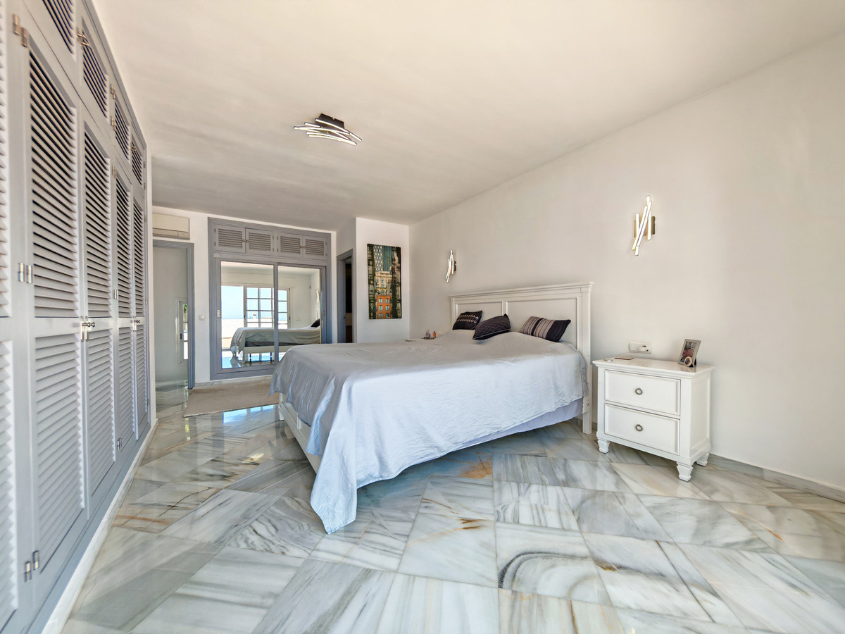3 Bed Townhouse for sale in Benalmadena Costa Del Sol, Málaga, Spain