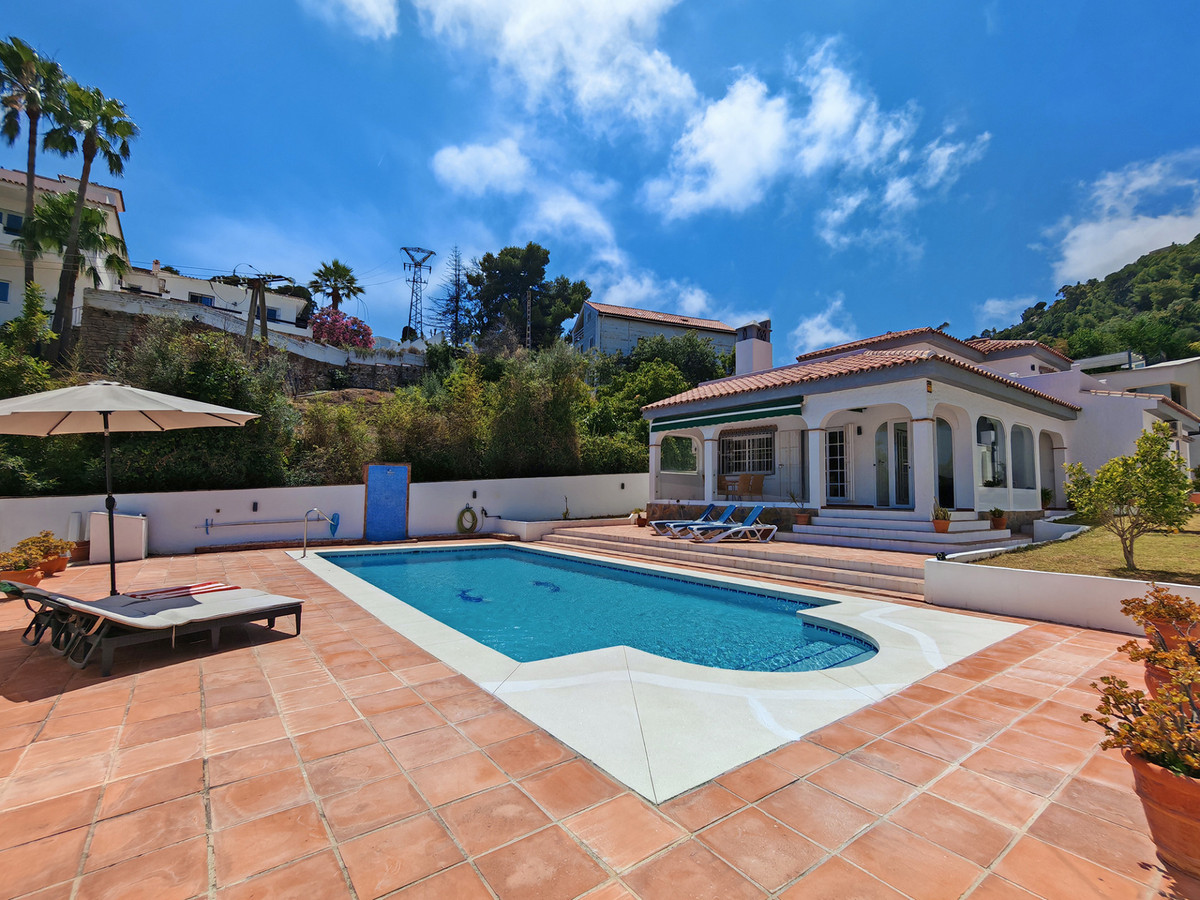3 Bed Townhouse for sale in Benalmadena Costa Del Sol, Málaga, Spain