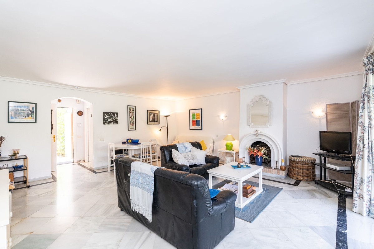 Se vende Apartamento Planta Baja de 2 dormitorios en Costa Del Sol, Málaga, España