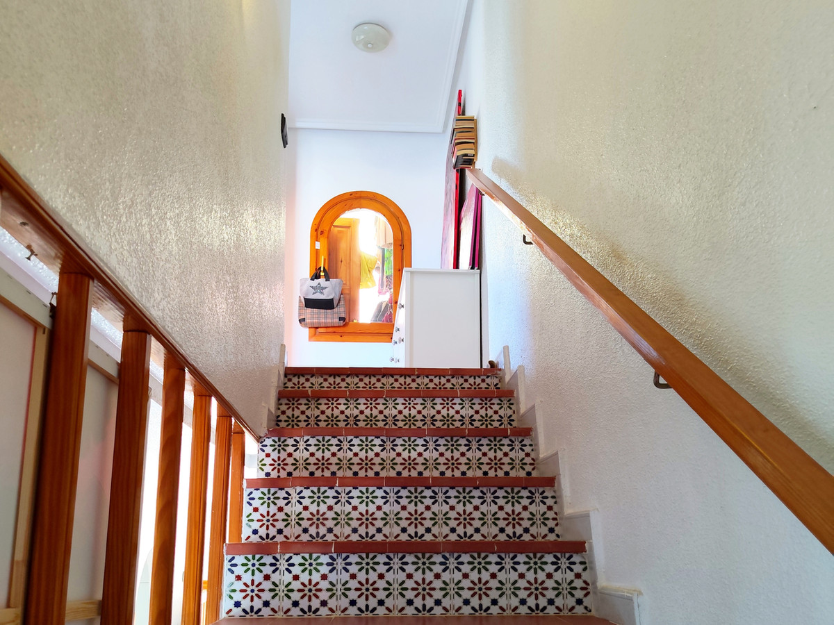 Se vende Bungalow de 2 dormitorios en Costa Blanca, Alicante, España