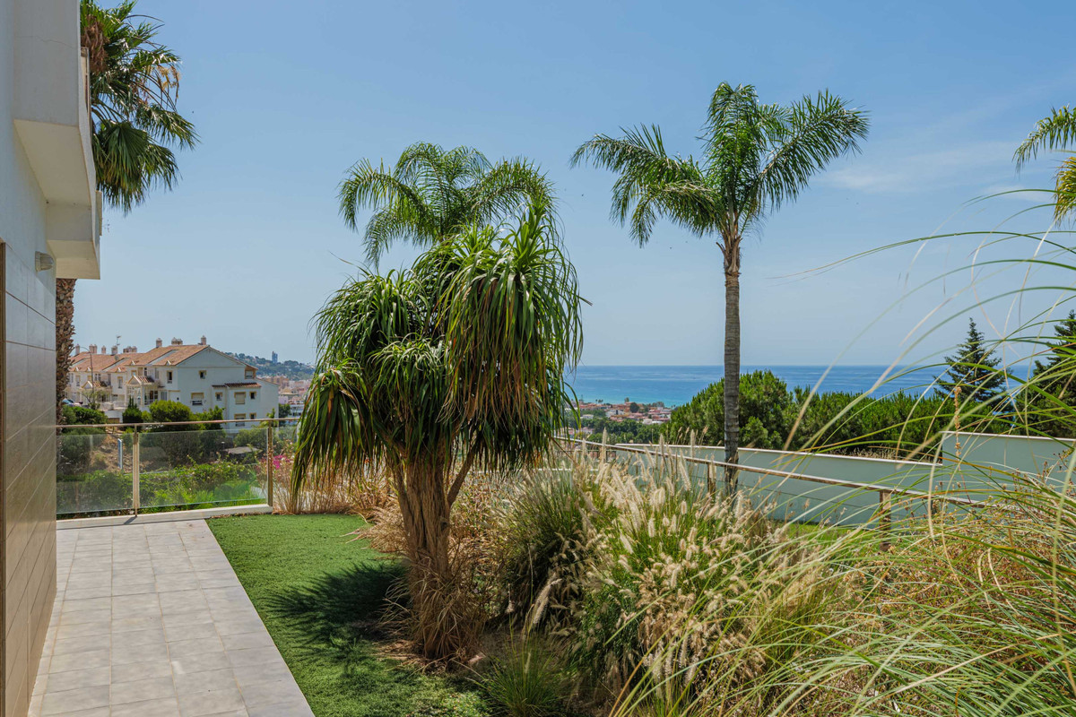 4 Bed Townhouse for sale in Málaga Este Costa Del Sol, Málaga, Spain