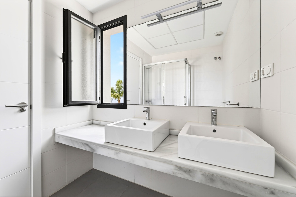 4 Bed Townhouse for sale in Málaga Este Costa Del Sol, Málaga, Spain