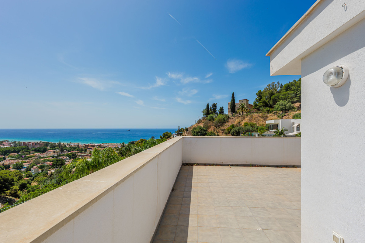 4 Bed Townhouse for sale in Málaga Este Costa Del Sol, Málaga, Spain