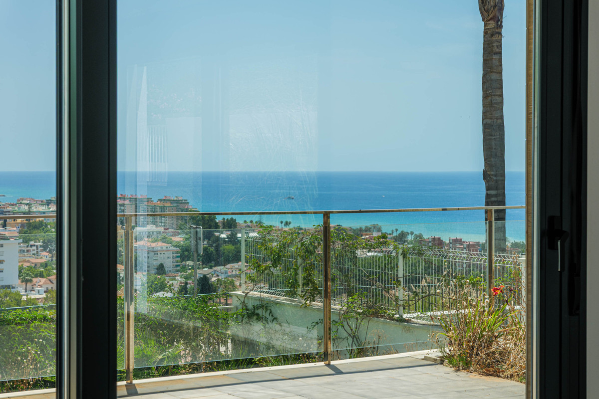4 Bed Townhouse for sale in Málaga Este Costa Del Sol, Málaga, Spain