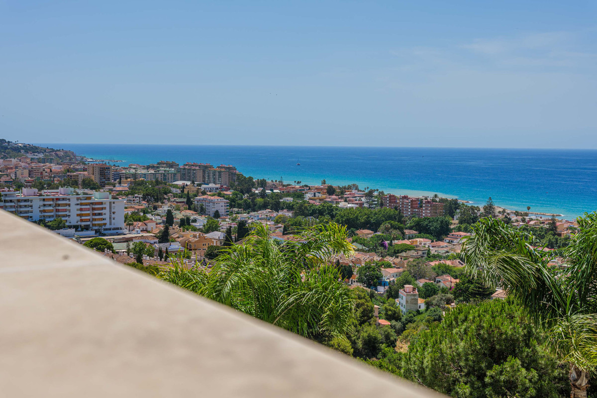 4 Bed Townhouse for sale in Málaga Este Costa Del Sol, Málaga, Spain