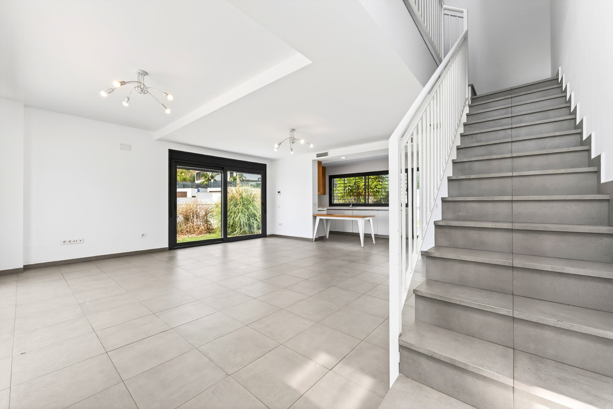 4 Bed Townhouse for sale in Málaga Este Costa Del Sol, Málaga, Spain