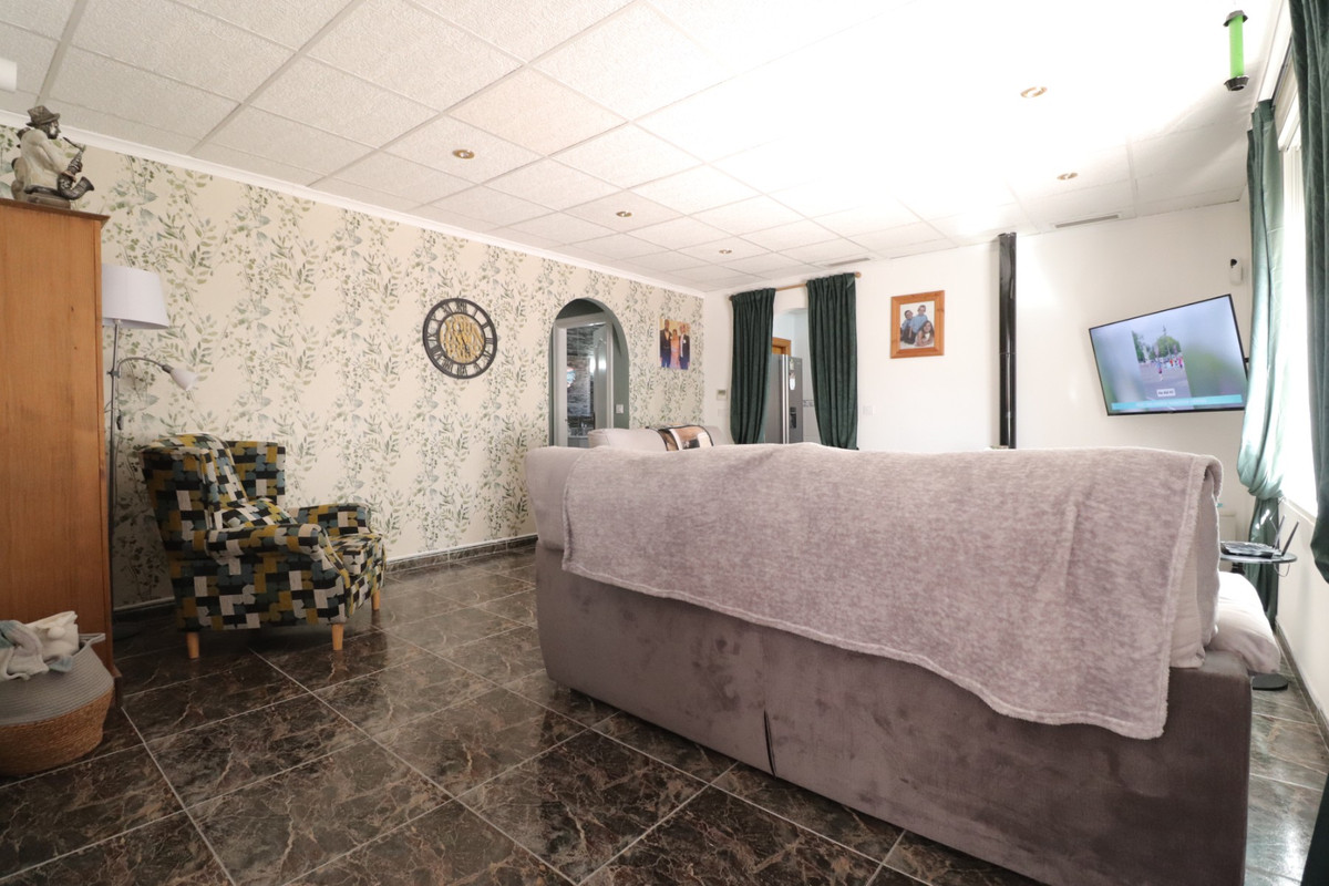 4 Bed Townhouse for sale in Benferri Costa Blanca, Alicante, Spain