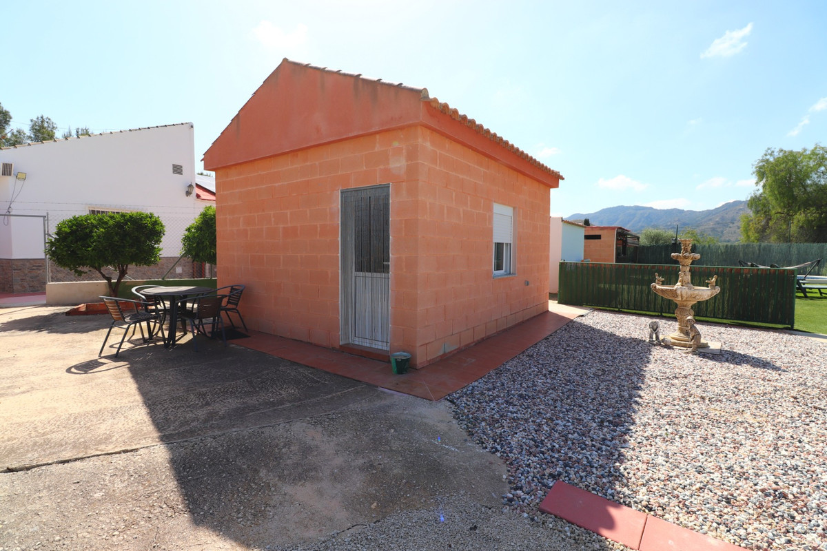 4 Bed Townhouse for sale in Benferri Costa Blanca, Alicante, Spain
