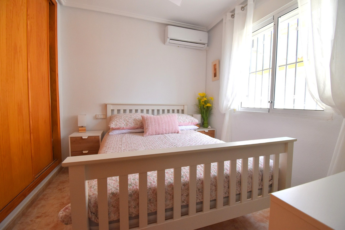2 Bed Townhouse for sale in Playa Flamenca Costa Blanca, Alicante, Spain
