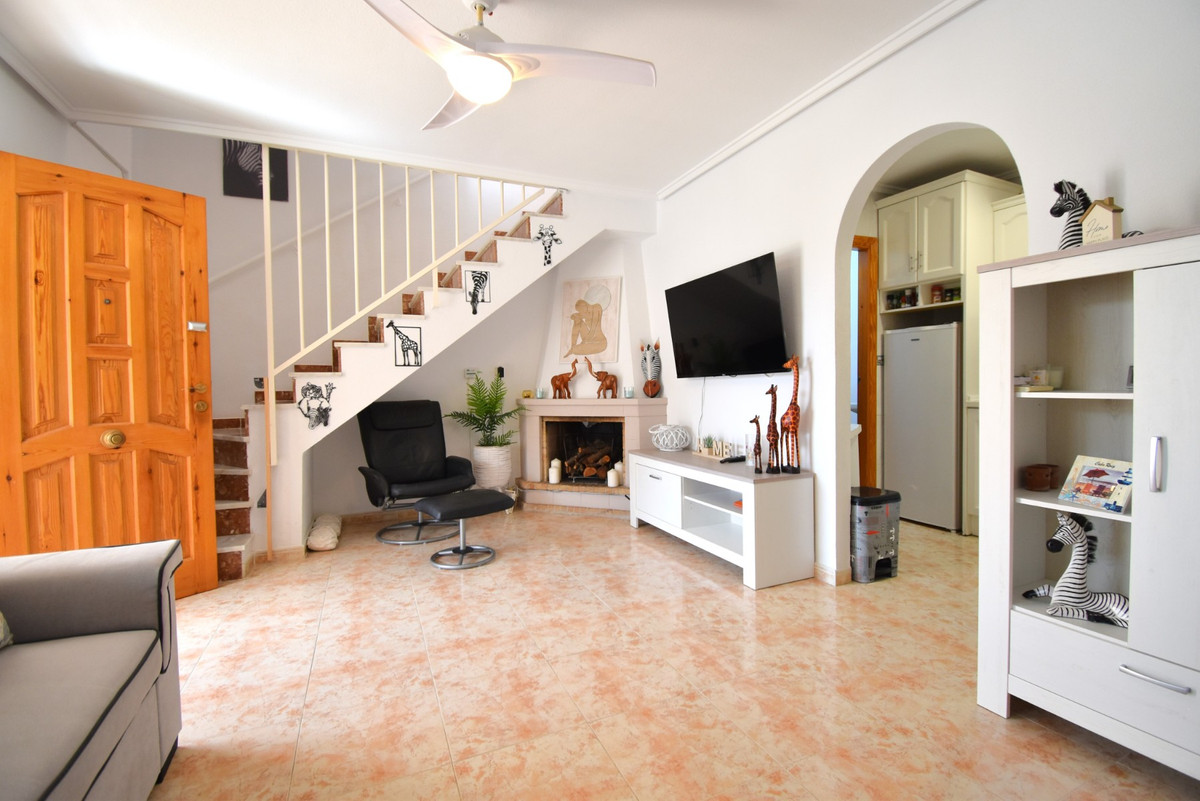 2 Bed Townhouse for sale in Playa Flamenca Costa Blanca, Alicante, Spain