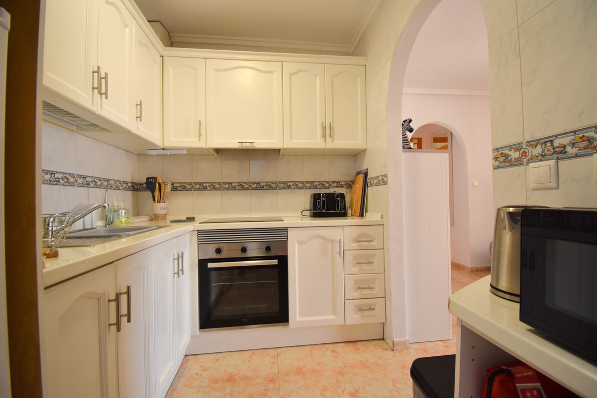 2 Bed Townhouse for sale in Playa Flamenca Costa Blanca, Alicante, Spain
