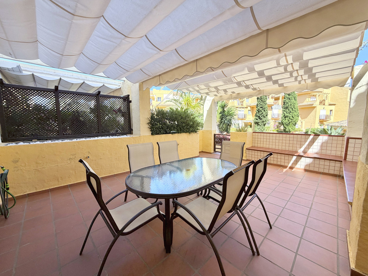 4 Bed Townhouse for sale in Cancelada Costa Del Sol, Málaga, Spain