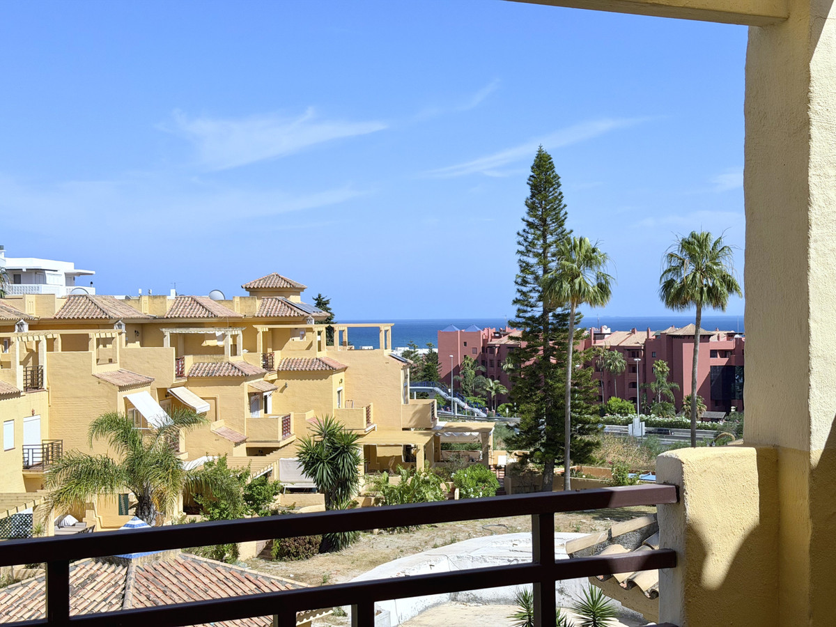 4 Bed Townhouse for sale in Cancelada Costa Del Sol, Málaga, Spain