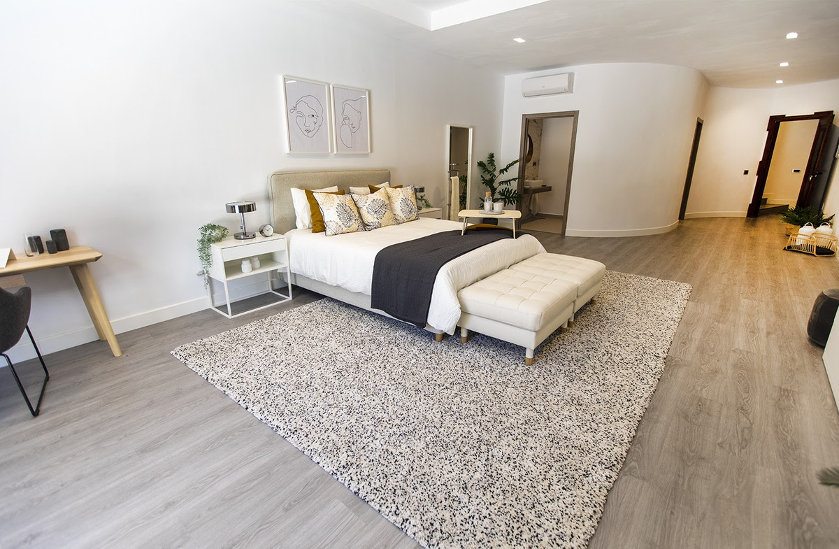 Se vende Villa - Chalet de 10 dormitorios en Costa Del Sol, Málaga, España