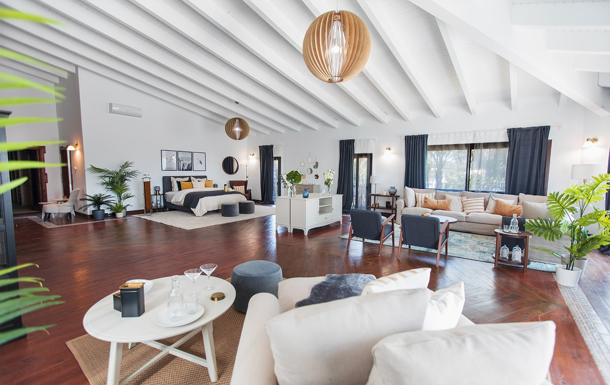Se vende Villa - Chalet de 10 dormitorios en Costa Del Sol, Málaga, España