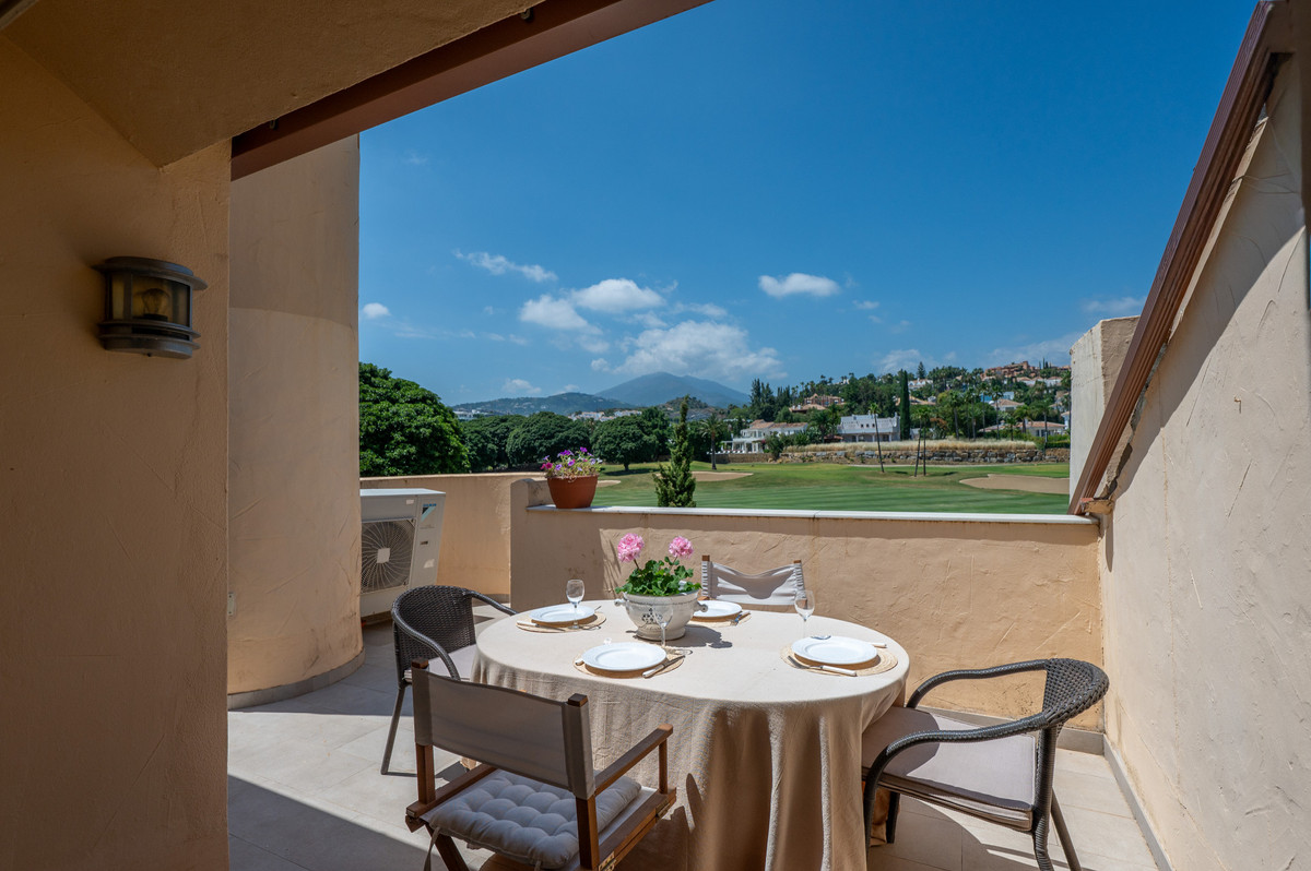 3 Bed Apartment for sale in Nueva Andalucía Costa Del Sol, Málaga, Spain