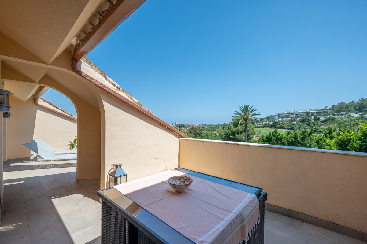 3 Bed Apartment for sale in Nueva Andalucía Costa Del Sol, Málaga, Spain