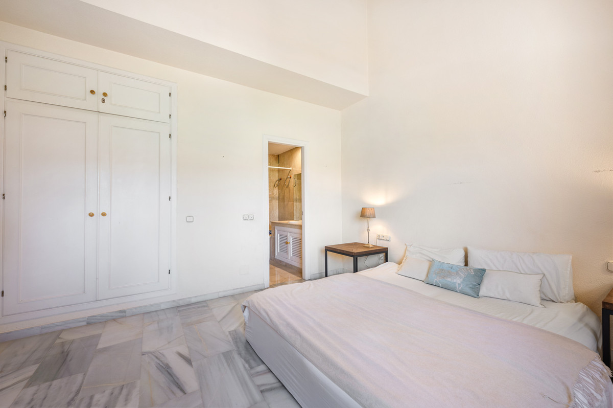 3 Bed Apartment for sale in Nueva Andalucía Costa Del Sol, Málaga, Spain