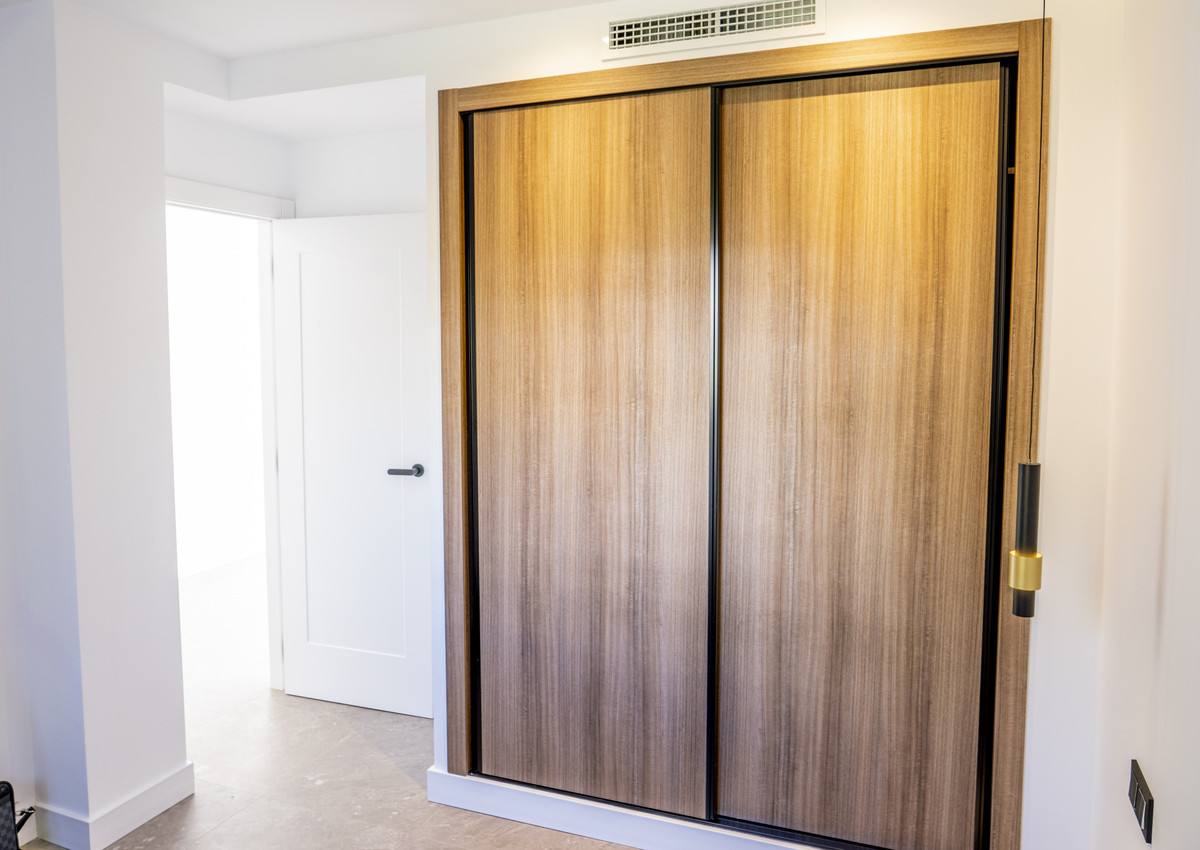3 Bed Apartment for sale in La Quinta Costa Del Sol, Málaga, Spain