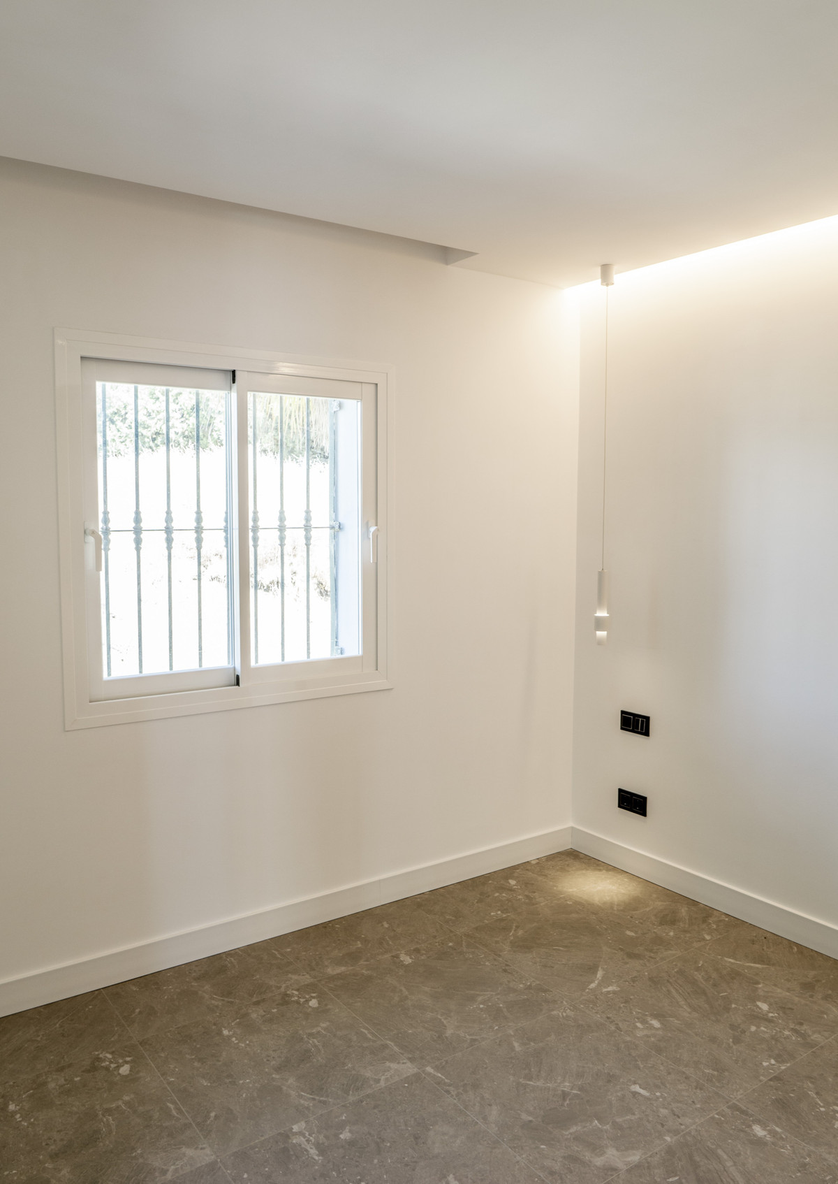 3 Bed Apartment for sale in La Quinta Costa Del Sol, Málaga, Spain