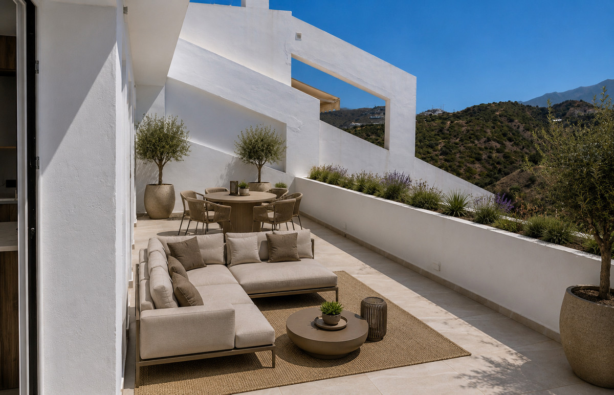 3 Bed Apartment for sale in La Quinta Costa Del Sol, Málaga, Spain
