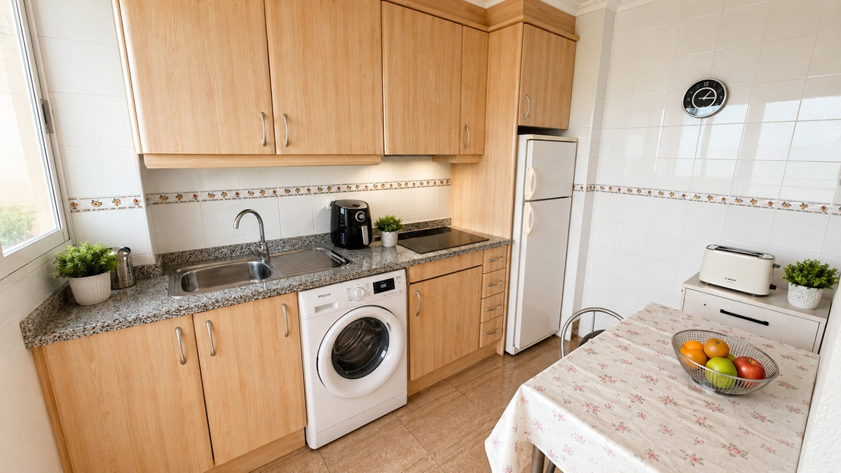 Se vende Apartamento Planta Baja de 2 dormitorios en Costa Blanca, Alicante, España