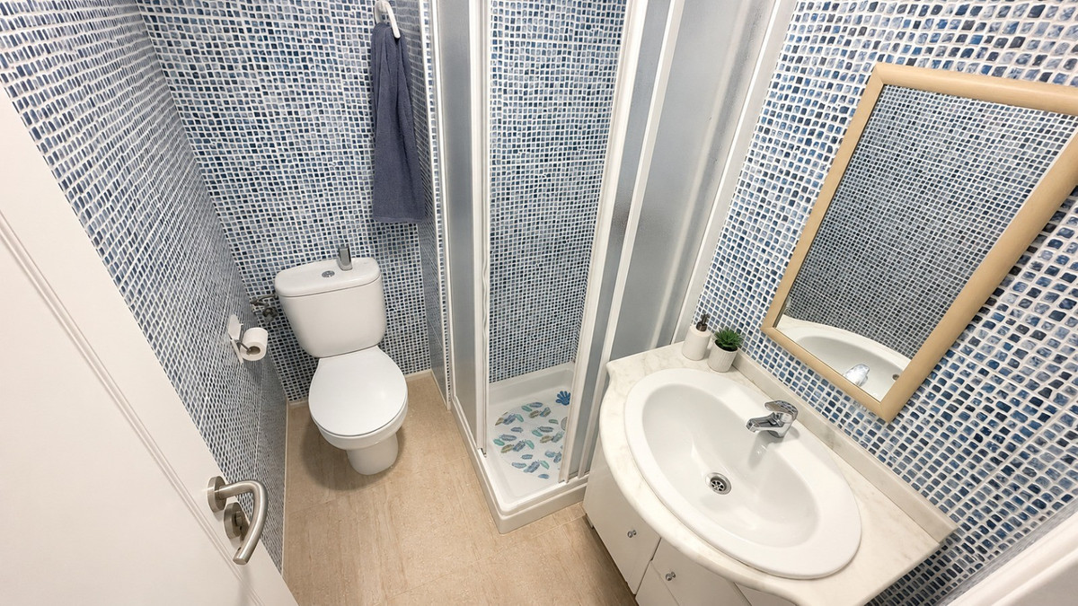 Se vende Apartamento Planta Baja de 2 dormitorios en Costa Blanca, Alicante, España