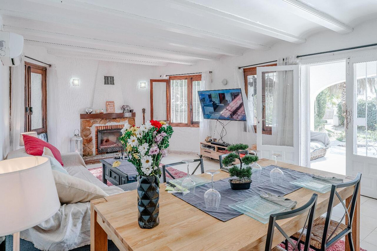 2 Bed Townhouse for sale in Moraira Costa Blanca, Alicante, Spain